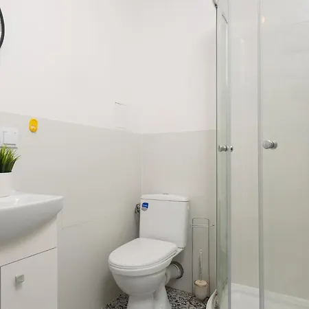 Centrum Struga 27a K2 Апартаменти